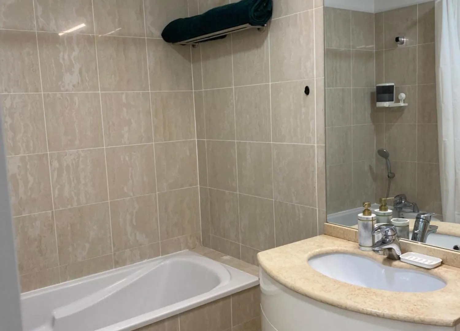 Le Grand Palais De La Mediterranee Beach Access Apartments - Top Choice In Nice