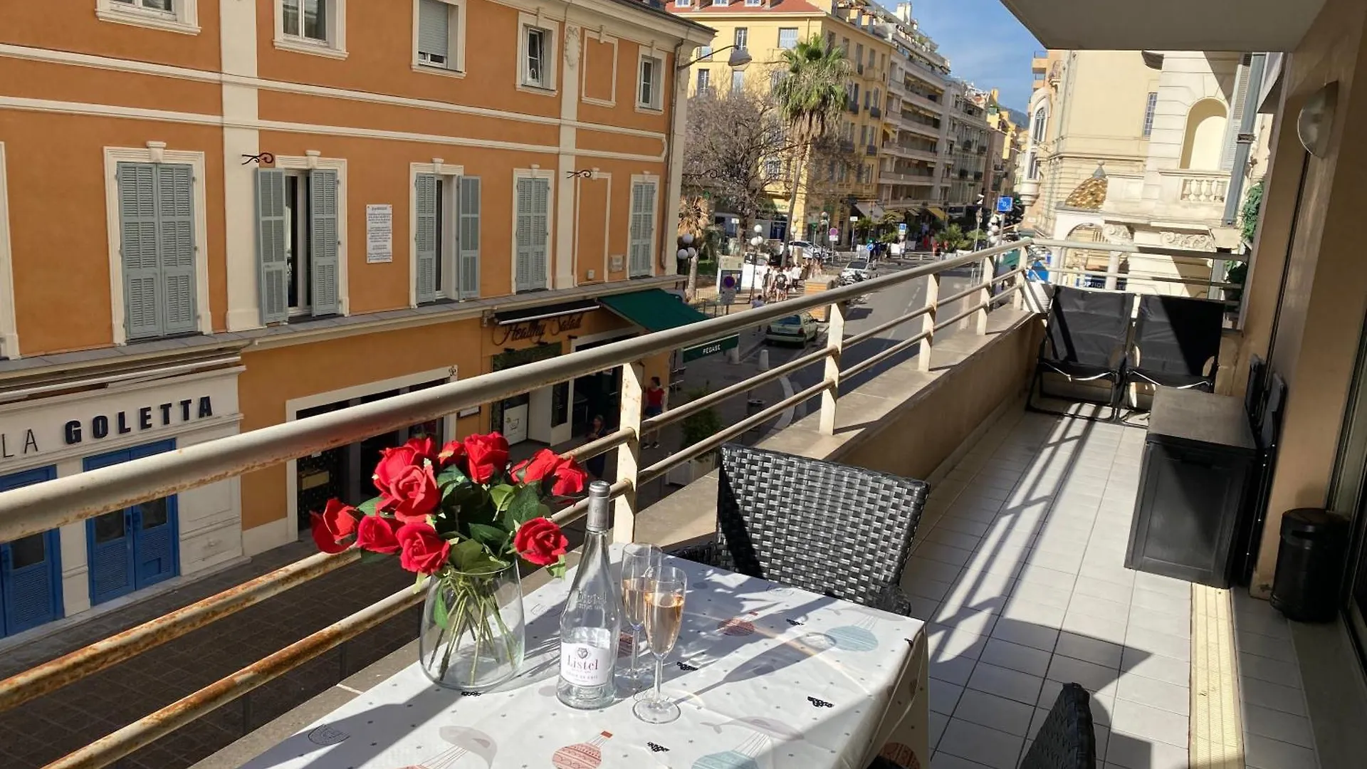 Le Grand Palais De La Mediterranee Beach Access Apartments - Top Choice In Nice 0*,  France